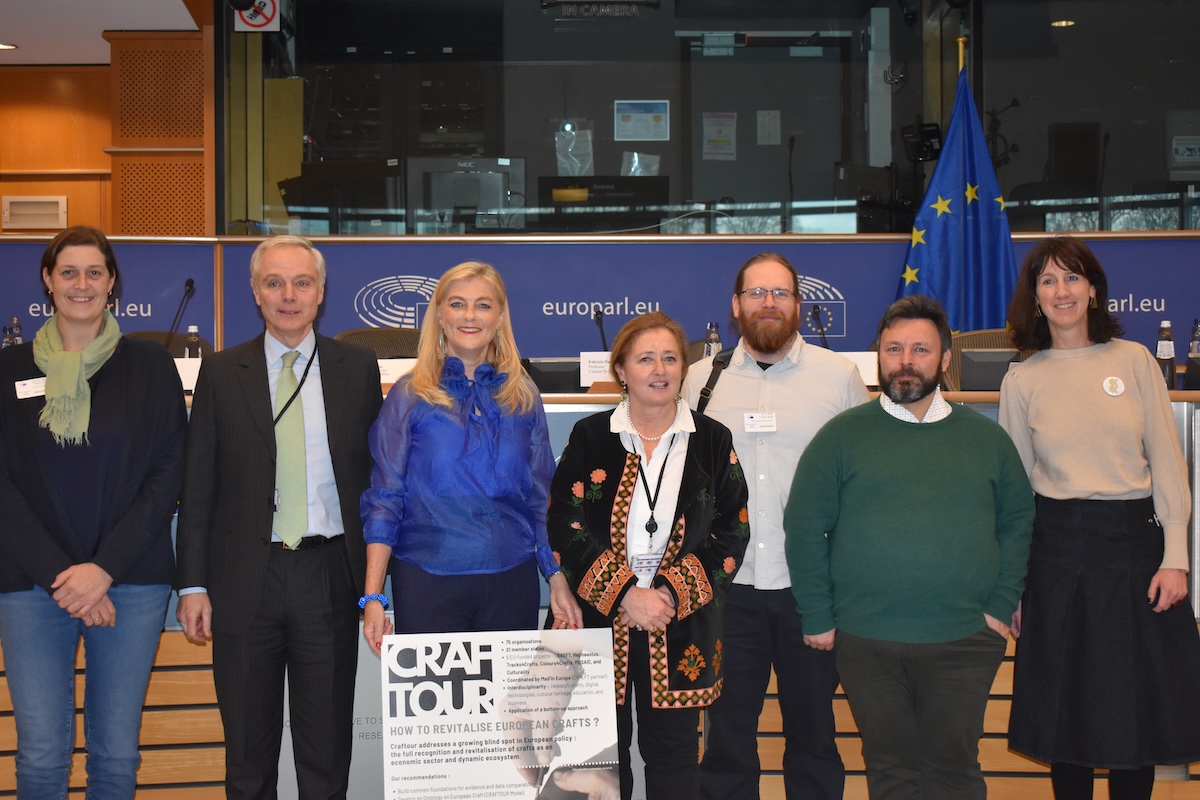 Panel 1 speakers with Cynthia Ní Mhurchú, Member of the European Parliament, Madina Benvenuti, Managing Director of Mad’in Europe. © Mad_in Europe